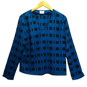 DKNY Women’s Top Size M long Sleeve Blue and Black Checkered Blouse